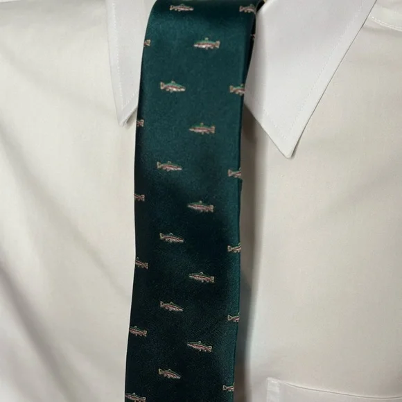 NEW! Class Club Forest Green Boy’s Necktie with Fish Pattern - Picture 2 of 2